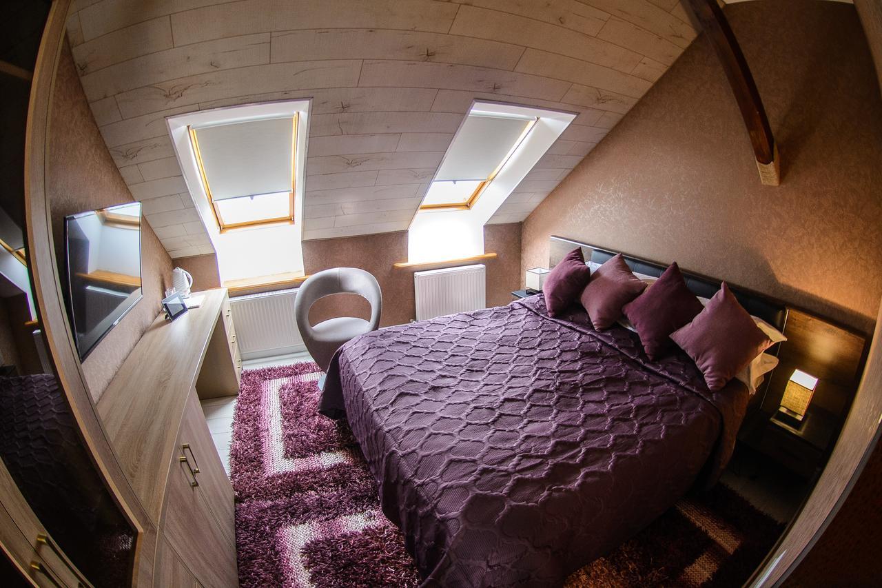 Villa-Sofia Mini-Hotel 敖德萨 外观 照片